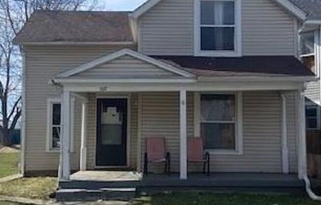 3 bed 1 bath close to everything in Dayton!