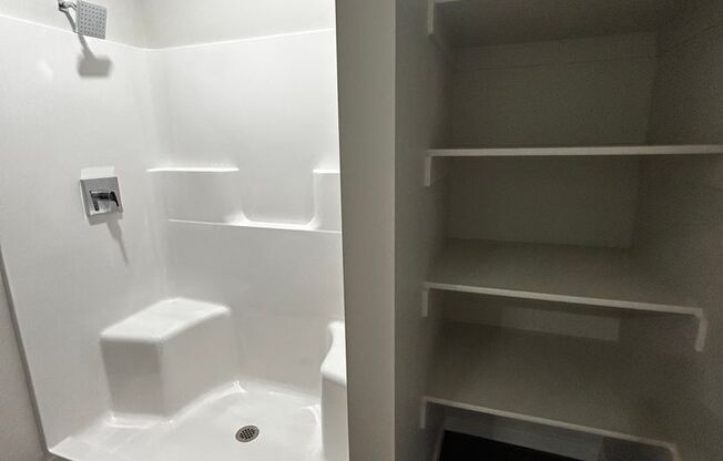 2 beds, 2 baths, 915 sqft, $1,595, Unit 226 - B915 Corner Unit