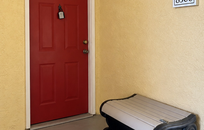 Gated Maitland community 2 bed 2 bath condo in Visconti West Condominium