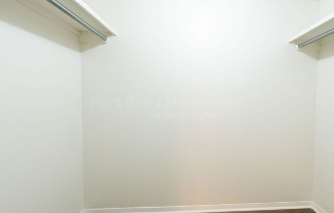 Studio, 1 bath, 384 sqft, $595, Unit 2110