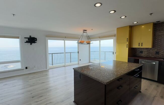 3 beds, 3 baths, $7,000, Unit UNIT 304