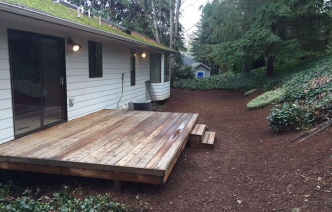 BEAUTIFUL 3 BEDROOM 3 BATH HOUSE LOCATED IN SOUTH SALEM