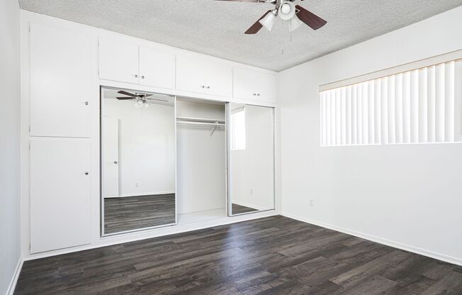 1 bed, 1 bath, $1,950, Unit 14