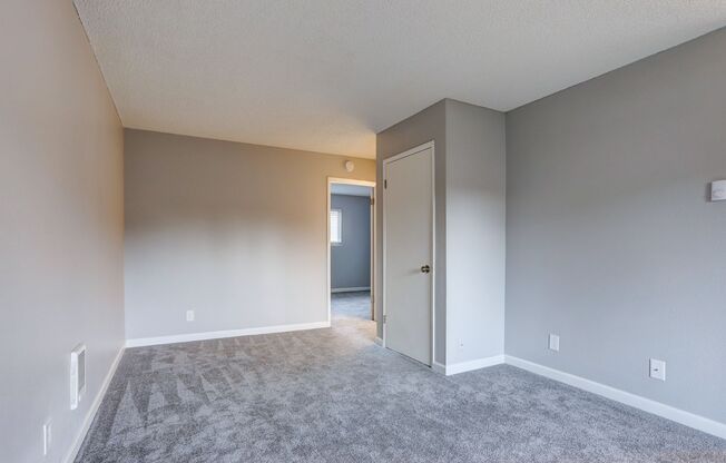 1 bed, 1 bath, 543 sqft, $1,195, Unit 17