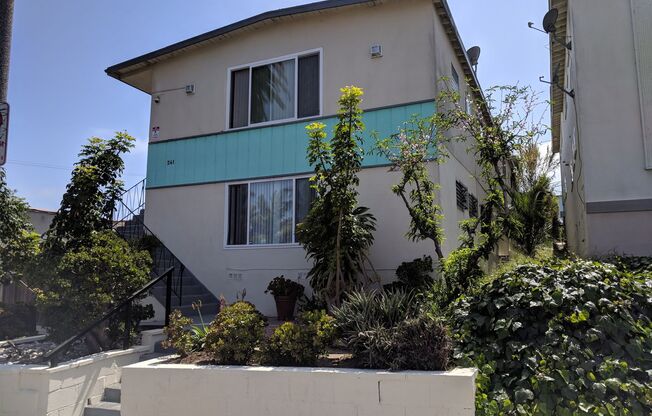 241 4th Ave