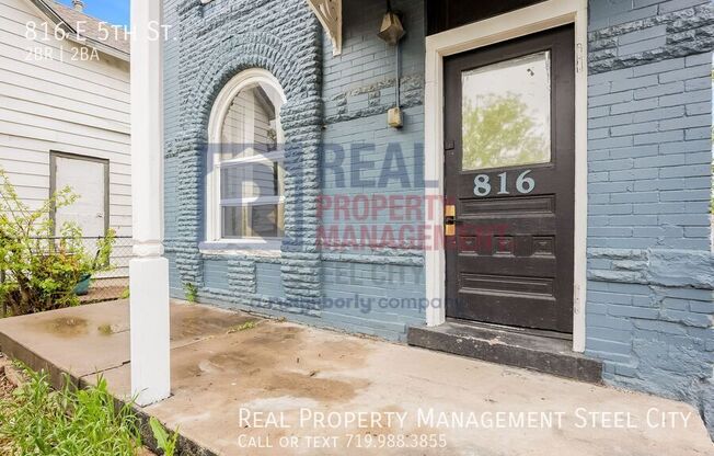816 E 5 ST