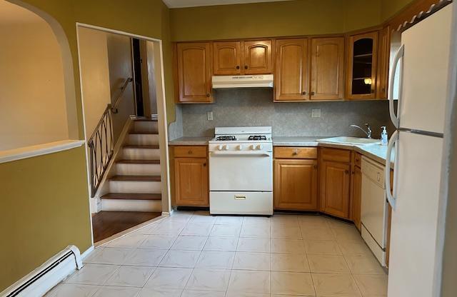 3 beds, 1.5 baths, $3,600, Unit 2