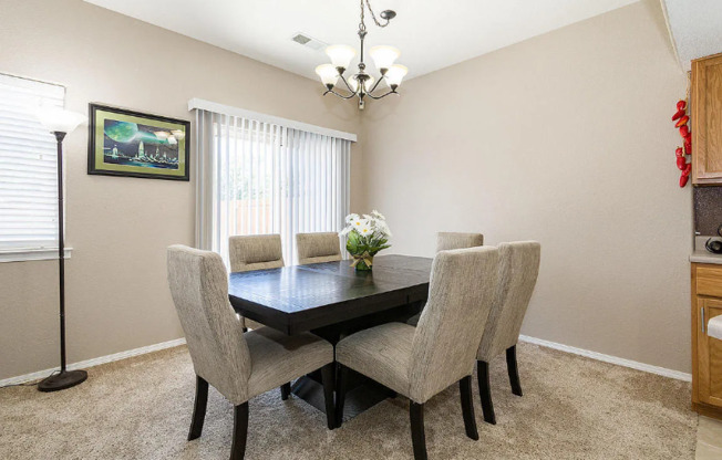 7312 EAGLE VW AVE NE