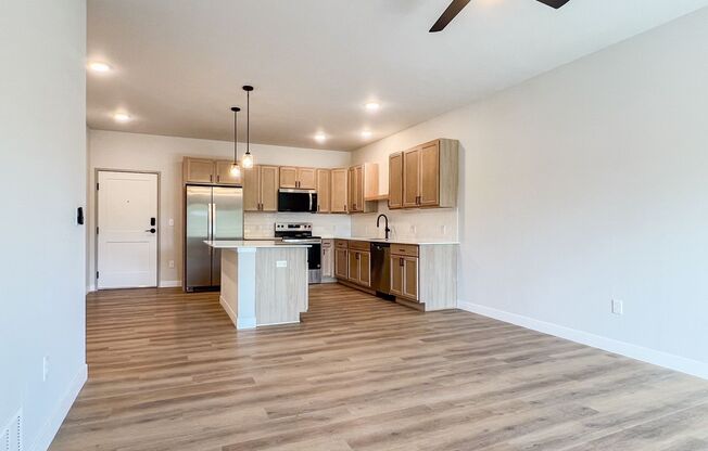 2 beds, 2 baths, 1,178 sqft, $2,200, Unit SC 1408-111