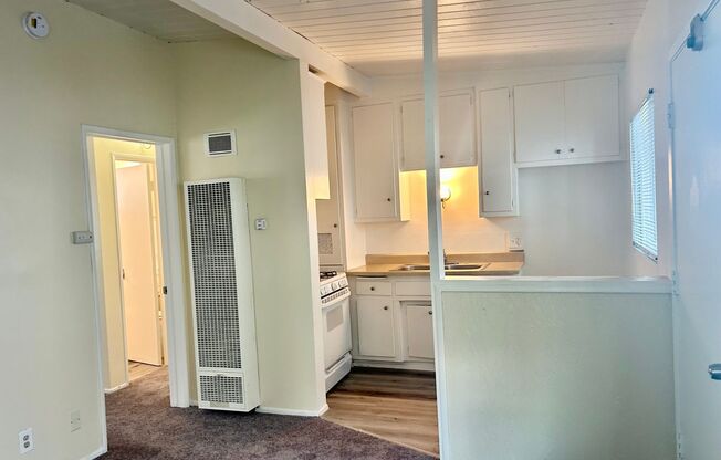 1 bed, 1 bath, 600 sqft, $1,600, Unit 1630-9