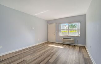 Studio, 1 bath, 420 sqft, $1,550, Unit 120