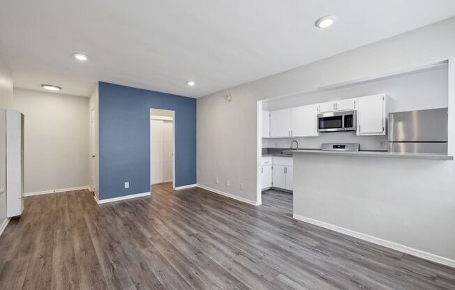 Studio, 1 bath, 615 sqft, $1,898, Unit 117