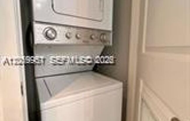 1600 NE 1st Ave cu-2401, Miami, FL 33132