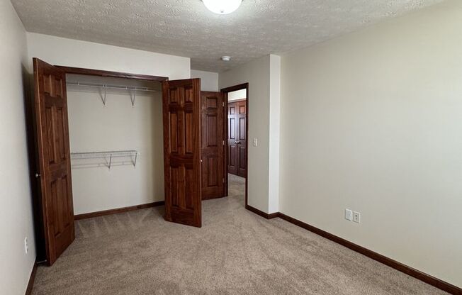 3 beds, 2.5 baths, 1,960 sqft, $1,950, Unit 317SMA3