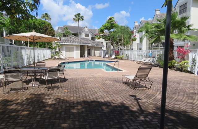 Great unit in Coral Springs
