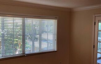 Three Bedroom unit in Victoria Park - Pinecrest Village