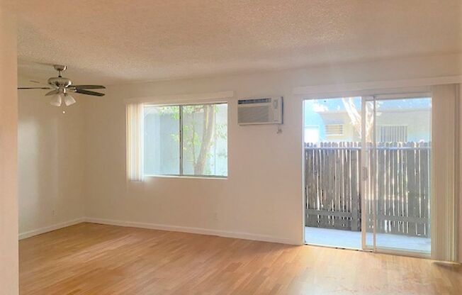 Charming 1-Bedroom Apartment Located in Van Nuys – Move-In Ready!