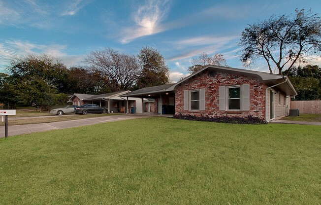 Modern Duplex Oasis with Stylish Upgrades, Open Design, and a Spacious Private Backyard!