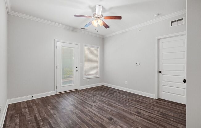 2 beds, 2 baths, 1,000 sqft, $1,250, Unit B303