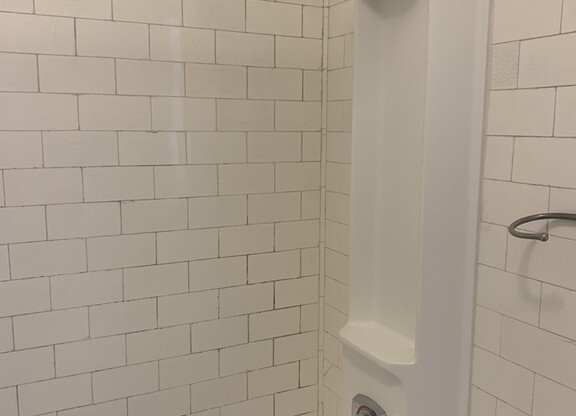 Studio, 1 bath, 350 sqft, $1,500, Unit 84