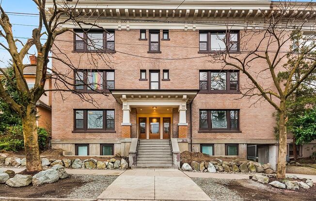 Bristol Apartments