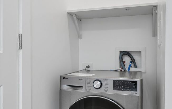 Studio, 1 bath, 207 sqft, $1,495, Unit 302