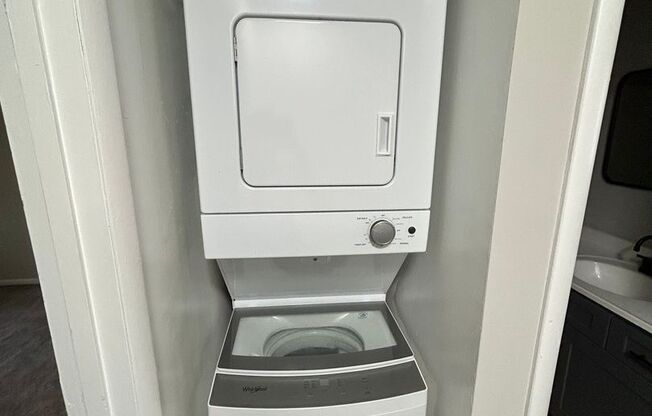 2 beds, 1.5 baths, 1,100 sqft, $1,199, Unit 339