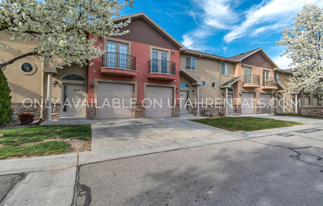 279 E AILEE LN