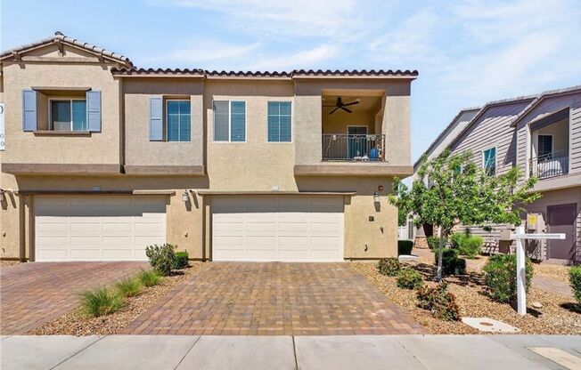 Gated Henderson 2-Bedroom 2.5-Bathroom Townhouse!