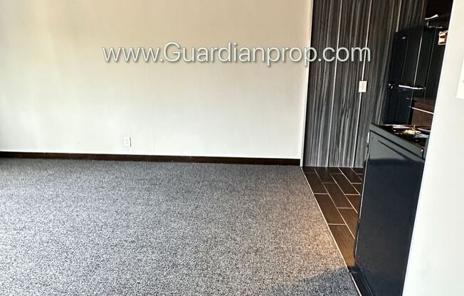 1 bed, 1 bath, $875, Unit #25