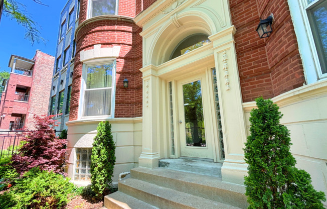 St Lawrence 4745-47  (HOA)