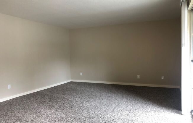 2 beds, 2 baths, 986 sqft, $1,775, Unit 5702