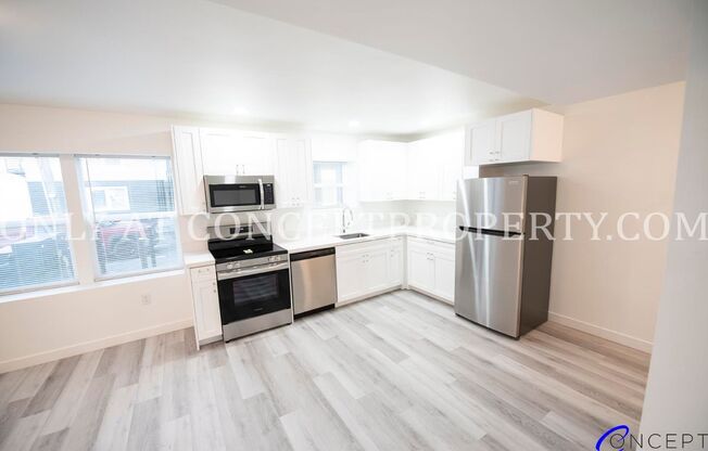 2 beds, 2 baths, 833 sqft, $1,699, Unit 513- (03)