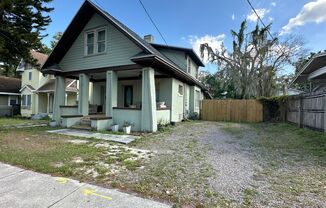 Stunning renovated historic home in the heart of Lakeland