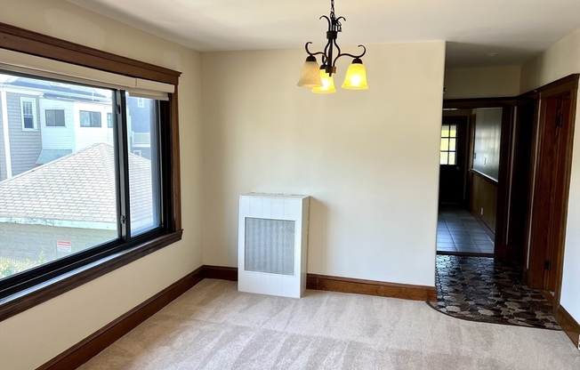 3 beds, 1 bath, 1,160 sqft, $3,000, Unit 2