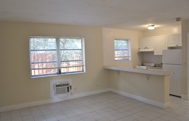 1 bed, 1 bath, 650 sqft, $1,400, Unit 180-04