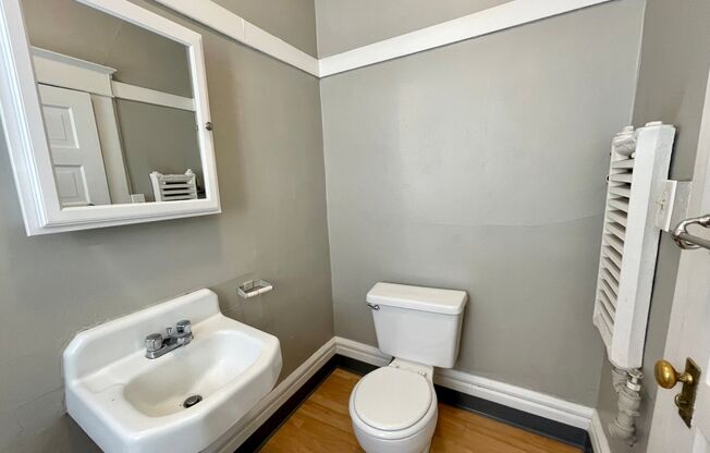 1 bed, 1 bath, 626 sqft, $900, Unit 202