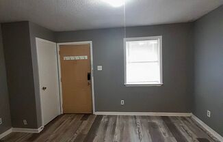 1 bed, 1 bath, $649