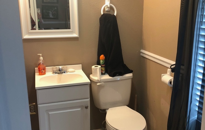 1 bed, 1 bath, $965