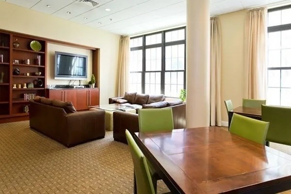 2 beds, 2 baths, 1,125 sqft, $4,000, Unit 503