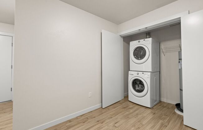 1 bed, 1 bath, 483 sqft, $1,695, Unit 227