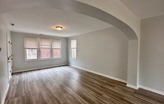 2 beds, 1 bath, 1,000 sqft, $995, Unit 1739 Central Ave - Unit 2F