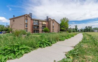 Charming 1 bedroom, 1 bath Condo