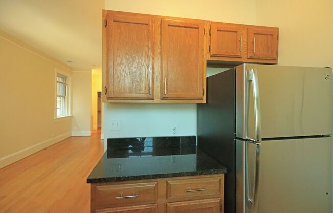 Studio, 1 bath, $2,095, Unit A202