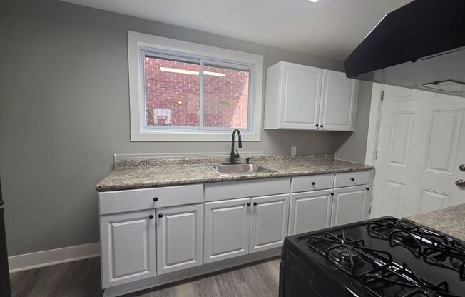 Newly updated 3 bedroom 1 bath house in Upper Hill!