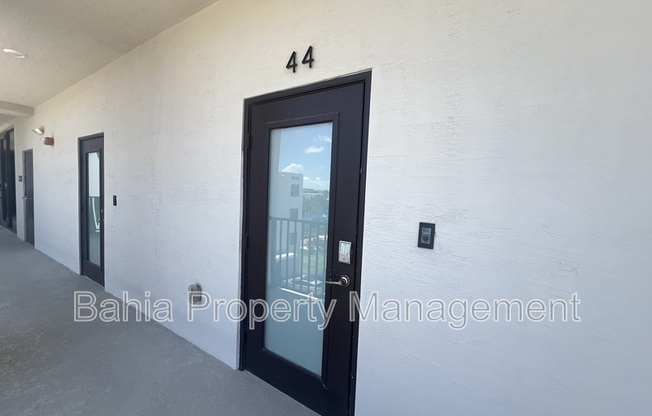 4636 NW 84 AVE