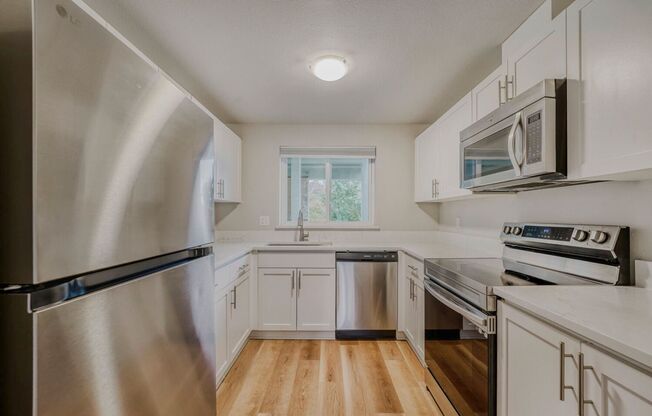 2 beds, 2 baths, 1,000 sqft, $2,495, Unit Unit B302