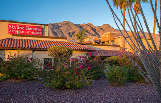 Skyline Gateway Great Mountain Views