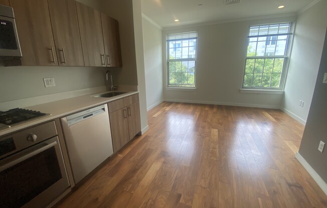 45 1st Ave Apt 304
