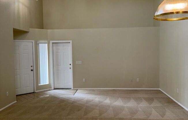 1-STORY, TOWNHOUSE IN NORTH LAS VEGAS